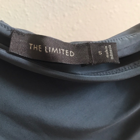 ⚡️Beautiful Grey Top from The Limited - Picture 2 of 4